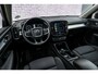 Volvo XC40 T2 Business Pro | Automaat | Panoramadak | Adaptive cruise control | Stoel- en stuurverwarming | Verwarmbare voorruit | Navigatie | Android Auto / Apple Carplay | 19" velgen | Keyless | Achteruitrijcamera |