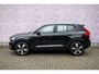 Volvo XC40 T2 Business Pro | Automaat | Panoramadak | Adaptive cruise control | Stoel- en stuurverwarming | Verwarmbare voorruit | Navigatie | Android Auto / Apple Carplay | 19" velgen | Keyless | Achteruitrijcamera |
