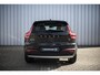 Volvo XC40 T2 Business Pro | Automaat | Panoramadak | Adaptive cruise control | Stoel- en stuurverwarming | Verwarmbare voorruit | Navigatie | Android Auto / Apple Carplay | 19" velgen | Keyless | Achteruitrijcamera |