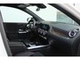 Mercedes-Benz B-klasse 180 Business Solution AMG / Trekhaak afneembaar/ Nightpakket/ Sfeerverlichting/ Camera/ Stoelverwarming/ Carplay