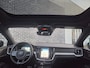 Volvo S60 2.0 T5 Intro Edition | Panoramadak | Adaptive Cruise Control | Harman-Kardon | Achteruitrijcamera | Stoelverwarming | Dodehoekdetectie | Navigatie | Head Up Display