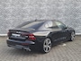 Volvo S60 2.0 T5 Intro Edition | Panoramadak | Adaptive Cruise Control | Harman-Kardon | Achteruitrijcamera | Stoelverwarming | Dodehoekdetectie | Navigatie | Head Up Display