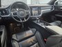 Volvo S60 2.0 T5 Intro Edition | Panoramadak | Adaptive Cruise Control | Harman-Kardon | Achteruitrijcamera | Stoelverwarming | Dodehoekdetectie | Navigatie | Head Up Display