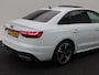 Audi A4 Limousine 35 TFSi S-Line Competition 150 Pk Automaat | Open Dak | Zwart Optiek | Virtual Cockpit | Sportstoelen | CarPlay | LED | Sensoren | 18 Inch | 91.236 Km!