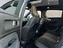 Volvo C40 Single Motor 69 kWh Core | Stoel en stuurwielverwarming | Camera | Panoramadak | Google | 20 inch lichtmetaal | Draadloos opladen | Sportstoelen | Carplay | Getint glas