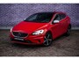 Volvo V40 T3 Automaat Polar+ Sport | Trekhaak | Panoramadak | Camera | Park pilot | Stoelverwarming | DAB+ | Keyless entry | Premium Audio