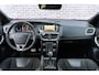 Volvo V40 T3 Automaat Polar+ Sport | Trekhaak | Panoramadak | Camera | Park pilot | Stoelverwarming | DAB+ | Keyless entry | Premium Audio