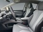 Skoda Enyaq Coupé 85 Business Edition | 19'' Velgen | Glazen Panoramadak | Elektrische voorstoel met geheugen | Achteruitrijcamera | Stoel/Stuurverwarming | Elektrische Achterklep