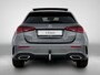 Mercedes-Benz A-klasse 250 e Business Solution AMG | Trekhaak | Nightpakket | Multibeam LED | Stoelverwarming voor | Panoramaschuifdak | Smartphone-integratie |
