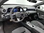 Mercedes-Benz A-klasse 250 e Business Solution AMG | Trekhaak | Nightpakket | Multibeam LED | Stoelverwarming voor | Panoramaschuifdak | Smartphone-integratie |