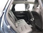 Volvo XC60 T6 AWD Plug-in hybrid Plus Dark / Trekhaak / 360 camera / Pano. dak / Stoel- + stuurwielverwarming / Achterbankverwarming / Elek. verstelbare stoelen / Blis