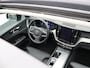 Volvo XC60 T6 AWD Plug-in hybrid Plus Dark / Trekhaak / 360 camera / Pano. dak / Stoel- + stuurwielverwarming / Achterbankverwarming / Elek. verstelbare stoelen / Blis