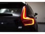 Volvo XC40 P8 Recharge AWD R-Design 78 kWh 3-Fase [ Stylingpack Comfortstoelen Stoelverwarming ]