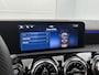 Mercedes-Benz A-klasse 250 e Business Solution AMG | Nightpakket | Parkeerpakket met achteruitrijcamera | KEYLESS GO | Sfeerverlichting | MULTIBEAM LED | Stoelverwarming voor | Spiegelpakket |