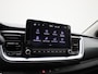 Kia Stonic 1.0 T | Apple Carplay/Android Auto | Achteruitrijcamera | Climate Control | Cruise Control | Lichtmetalen Velgen |