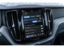 Volvo XC60 2.0 T6 Plug-in hybrid AWD Plus Dark | PHEV | Lederen Bekleding | Panoramadak | Elektrisch Verstelbare Voorstoelen | Stoelverwarming | BLIS | Navigatie