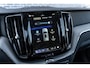 Volvo XC60 2.0 T6 Plug-in hybrid AWD Plus Dark | PHEV | Lederen Bekleding | Panoramadak | Elektrisch Verstelbare Voorstoelen | Stoelverwarming | BLIS | Navigatie