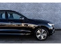 Volvo XC60 2.0 T6 Plug-in hybrid AWD Plus Dark | PHEV | Lederen Bekleding | Panoramadak | Elektrisch Verstelbare Voorstoelen | Stoelverwarming | BLIS | Navigatie