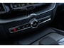 Volvo XC60 2.0 T6 Plug-in hybrid AWD Plus Dark | PHEV | Lederen Bekleding | Panoramadak | Elektrisch Verstelbare Voorstoelen | Stoelverwarming | BLIS | Navigatie