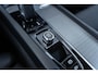Volvo XC60 2.0 T6 Plug-in hybrid AWD Plus Dark | PHEV | Lederen Bekleding | Panoramadak | Elektrisch Verstelbare Voorstoelen | Stoelverwarming | BLIS | Navigatie