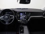 Volvo V60 Cross Country B5 AWD PRO | Massage | Trekhaak | Bowers&Wilkins | Panoramadak |