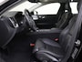 Volvo V60 Cross Country B5 AWD PRO | Massage | Trekhaak | Bowers&Wilkins | Panoramadak |