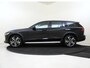 Volvo V60 Cross Country B5 AWD PRO | Massage | Trekhaak | Bowers&Wilkins | Panoramadak |