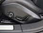 Volvo V60 Cross Country B5 AWD PRO | Massage | Trekhaak | Bowers&Wilkins | Panoramadak |