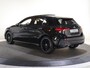Mercedes-Benz A-klasse 250e Business Solution AMG | Panoramaschuifdak | Stoelverwarming | Achteruitrijcamera |  MULTIBEAM LED | 19"inch AMG velgen |