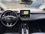 Toyota Corolla 1.8 Hybrid Executive **NAVIGATIE/ STOELVERWARMING VOOR EN ACHTER/ TREKHAAK/ LEDER/ DODEHOEK DETECTIE/ GARANTIE**