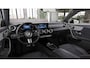 Mercedes-Benz A-klasse 180 Business Solution AMG | Panoramaschuifdak | Premium plus | Head-Up | Stoelverwarming | Achteruitrijcamera | MULTIBEAM LED |