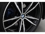 BMW 3-Serie Touring 320d High Executive | M-Sport | Panoramadak | Camera | Stoelverwarming | 19 Inch