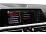 BMW 3-Serie Touring 320d High Executive | M-Sport | Panoramadak | Camera | Stoelverwarming | 19 Inch
