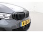 BMW 3-Serie Touring 320d High Executive | M-Sport | Panoramadak | Camera | Stoelverwarming | 19 Inch