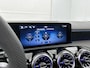 Mercedes-Benz A-klasse 250 e Business Solution AMG | Nightpakket | Panoramaschuifdak | Multibeam LED | Stoelverwarming voor | Smartphone integratie | KEYLESS GO | Extra USB-poorten |
