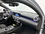 Mercedes-Benz A-klasse 250 e Business Solution AMG | Nightpakket | Panoramaschuifdak | Multibeam LED | Stoelverwarming voor | Smartphone integratie | KEYLESS GO | Extra USB-poorten |