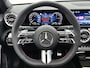 Mercedes-Benz A-klasse 250 e Business Solution AMG | Nightpakket | Panoramaschuifdak | Multibeam LED | Stoelverwarming voor | Smartphone integratie | KEYLESS GO | Extra USB-poorten |