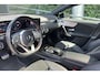 Mercedes-Benz A-klasse A 180 Limousine Automaat AMG Line | Distronic | Panoramadak | LED | Stoelverwarming | Camera | Trekhaak | Smartphone Integratie