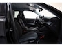 Peugeot e-2008 50 kWh Allure 3-Fase [ LED Navi Camera Apple/Android Stoelverwarming ]