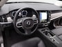 Volvo V90 2.0 B4 Momentum Pro | Leder | Wegklapbare-Trekhaak | Stoel + Stuurverwarming | Adaptive Cruise Control |  360 Camera | Elektrische Achterklep | 18 inch | Dodehoekdetectie | Keyless |