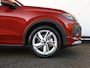 Volkswagen T-Roc Life First Edition 1.5 eTSI 116 PK | Trekhaak | 18" velgen | Camera | Getint glas |