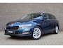 Skoda Octavia Combi 1.0 TSI 110pk Ambition | Stoelverwarming | Zwenkbare Trekhaak | Achteruitrijcamera