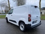 Peugeot e-Partner L1 50 kWh 136pk | ACTIE! | 8 jaar garantie | 0% financial lease | NAVI | Multimedia | Apple Carplay | Android Auto | Achteruitrijcamera | Parkeersensoren voor en achter | Dode hoek detectie | Surround view | Licht- en regensensor | Mistlampen | Stuurwielbediening | Digital cockpit | Bestuurdersstoel comfort | Reservewiel | van €30.679,21 voor €26.295