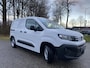 Peugeot e-Partner L1 50 kWh 136pk | ACTIE! | 8 jaar garantie | 0% financial lease | NAVI | Multimedia | Apple Carplay | Android Auto | Achteruitrijcamera | Parkeersensoren voor en achter | Dode hoek detectie | Surround view | Licht- en regensensor | Mistlampen | Stuurwielbediening | Digital cockpit | Bestuurdersstoel comfort | Reservewiel | van €30.679,21 voor €26.295