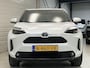 Toyota Yaris Cross 1.5 Hybrid First Edition / Eerste Eigenaar / Fabrieksgarantie t/m 09-2031 / Dealer Onderhouden / Navigatie / Climate Control / Adaptive Cruise control / Camera / LED Verlichting /