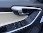 Volvo XC60 2.0 T5 R-Design -241 PK!-AUTOMAAT-VOLLEDER-STOELVERWARMING-XENON-TREKHAAK-1800 KG TREKGEWICHT-ELEK. ACHTERKLEP-ETC.
