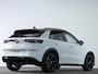 Volkswagen T-Roc R-Line First Edition 1.5 eTSI 150 PK | Panoramadak| Trekhaak | Elek. achterklep | Stuur & Stoelverwarming | IQ.Light | Black Style |