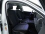 Volkswagen T-Roc Life First Edition 1.5 eTSI 116 PK | Trekhaak | Stuur & Stoelverwarming | Achteruitrijcamera |
