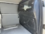Volkswagen Transporter 2.0 TSI L2H1 Benzine Dubbele Schuifdeur Airco Cruise controle Bpm vrij Trekhaak Klep achter Omvormer Kastinrichting Standkachel Euro 6 Benzine Ideaal voor ombouw naar Camper !!