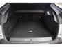 Peugeot 3008 1.2 Hybrid 136PK Allure Automaat | Camera | Parkeersensoren Achter | Keyless | Apple Carplay / Android Auto (draadloos) | Licht Metalen Velgen | | Achterbank in delen neerklapbaar | DAB ontvanger | Dimlichten automatisch